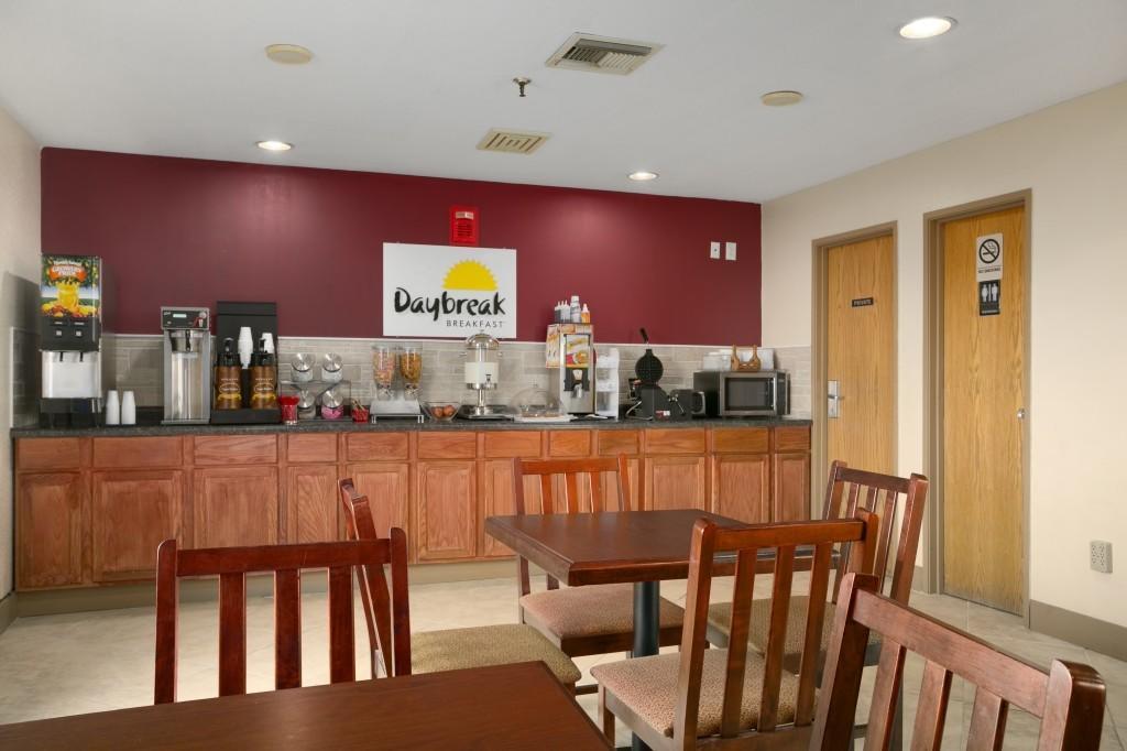 Days Inn By Wyndham Anderson In Restaurace fotografie